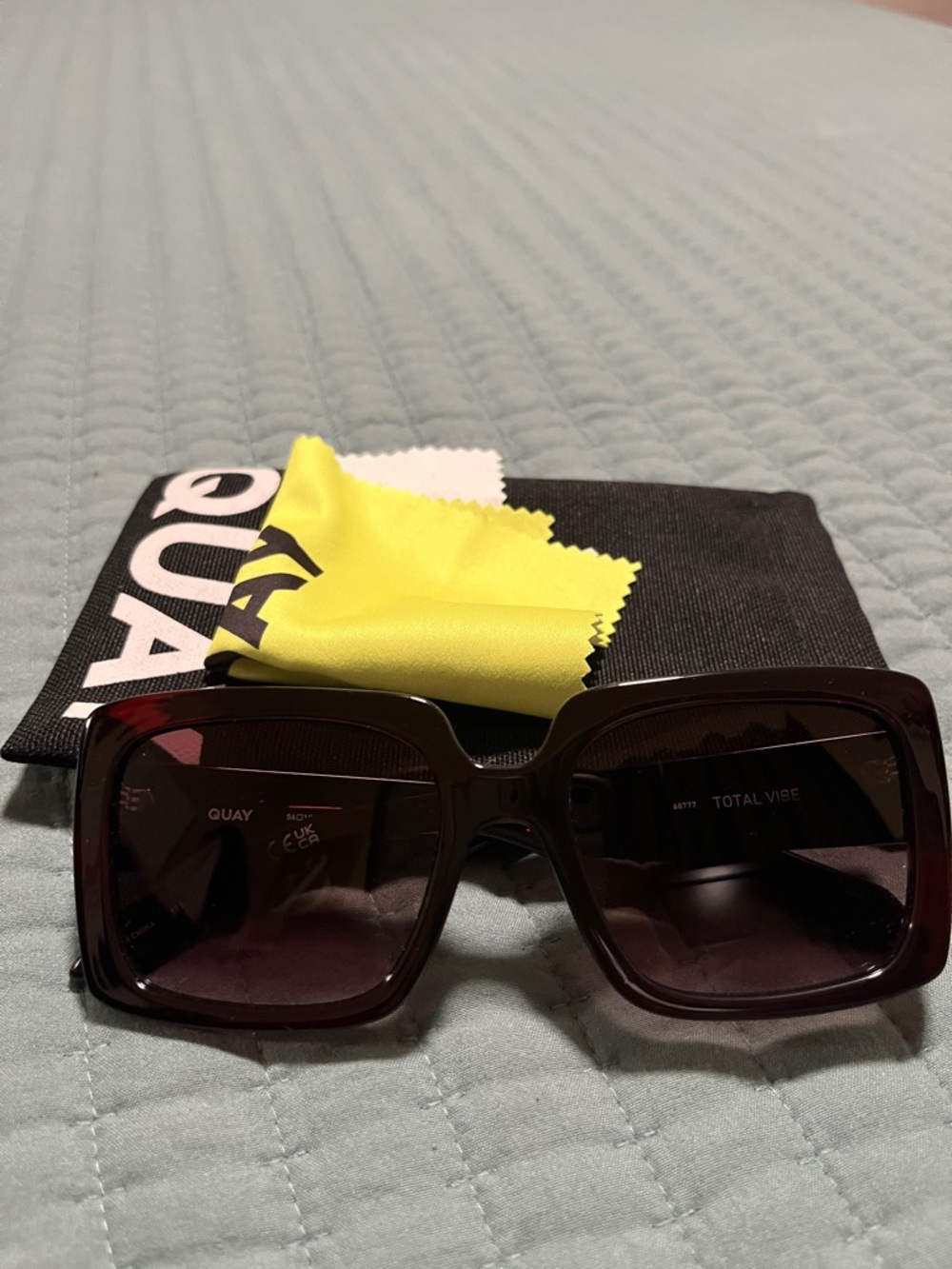 New Quay Australia Total Vibe Oversized Square Sunglasses in Dark Burgundy